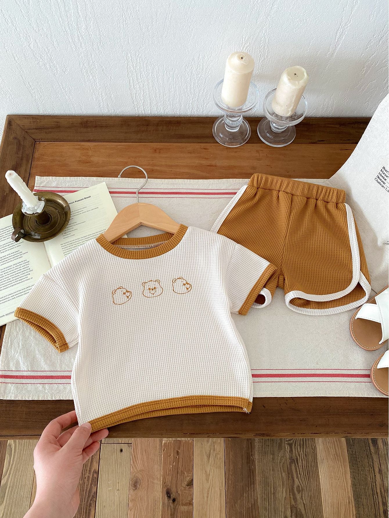 Baby Summer Outfit SetWafer Knit Short Sleeve Top ampCute Bear Design Two-Piece Set
